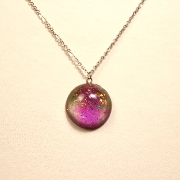 Handmade Epoxy Cicle Pendant w/ Transparnt Colors Pink and Green and Sparkles - Picture 1 of 7